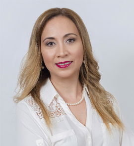 Paola Meza,  Comisaria